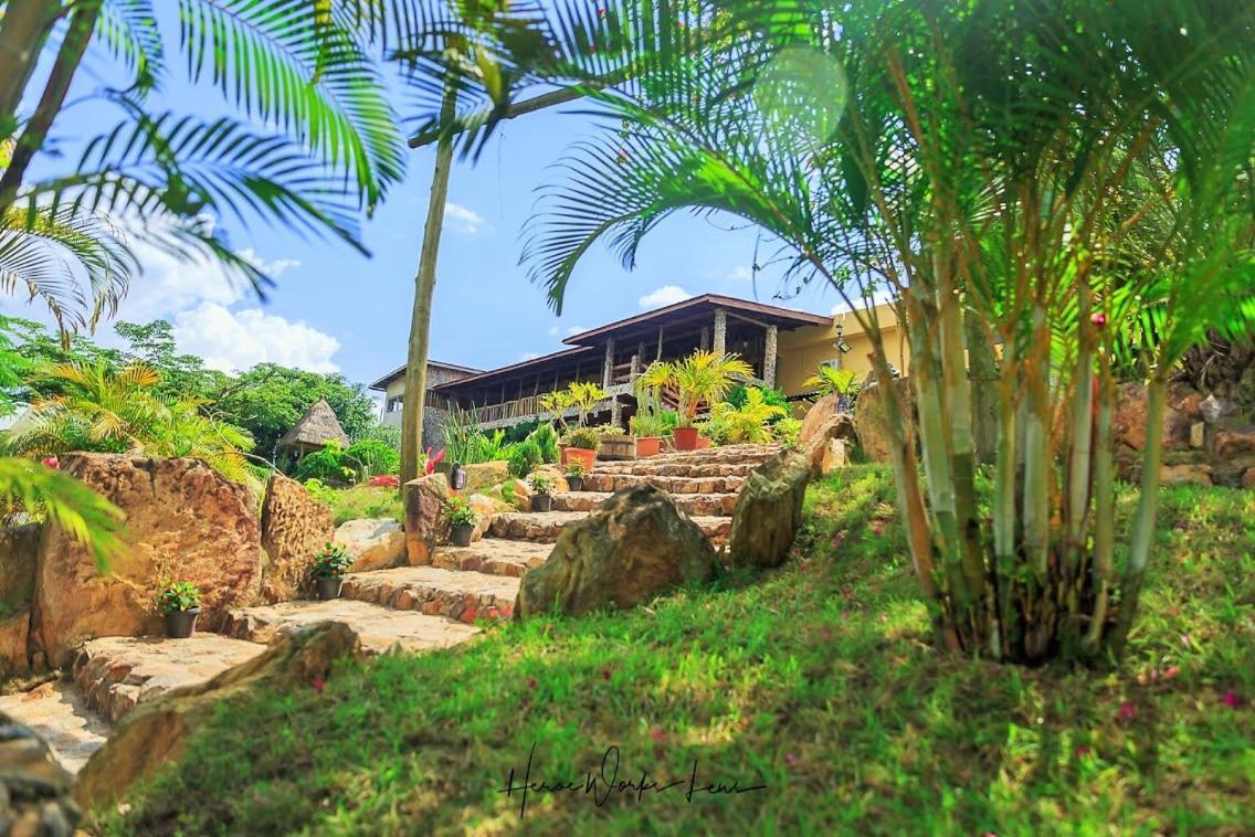 Hillburi Villa Aburi Exterior photo