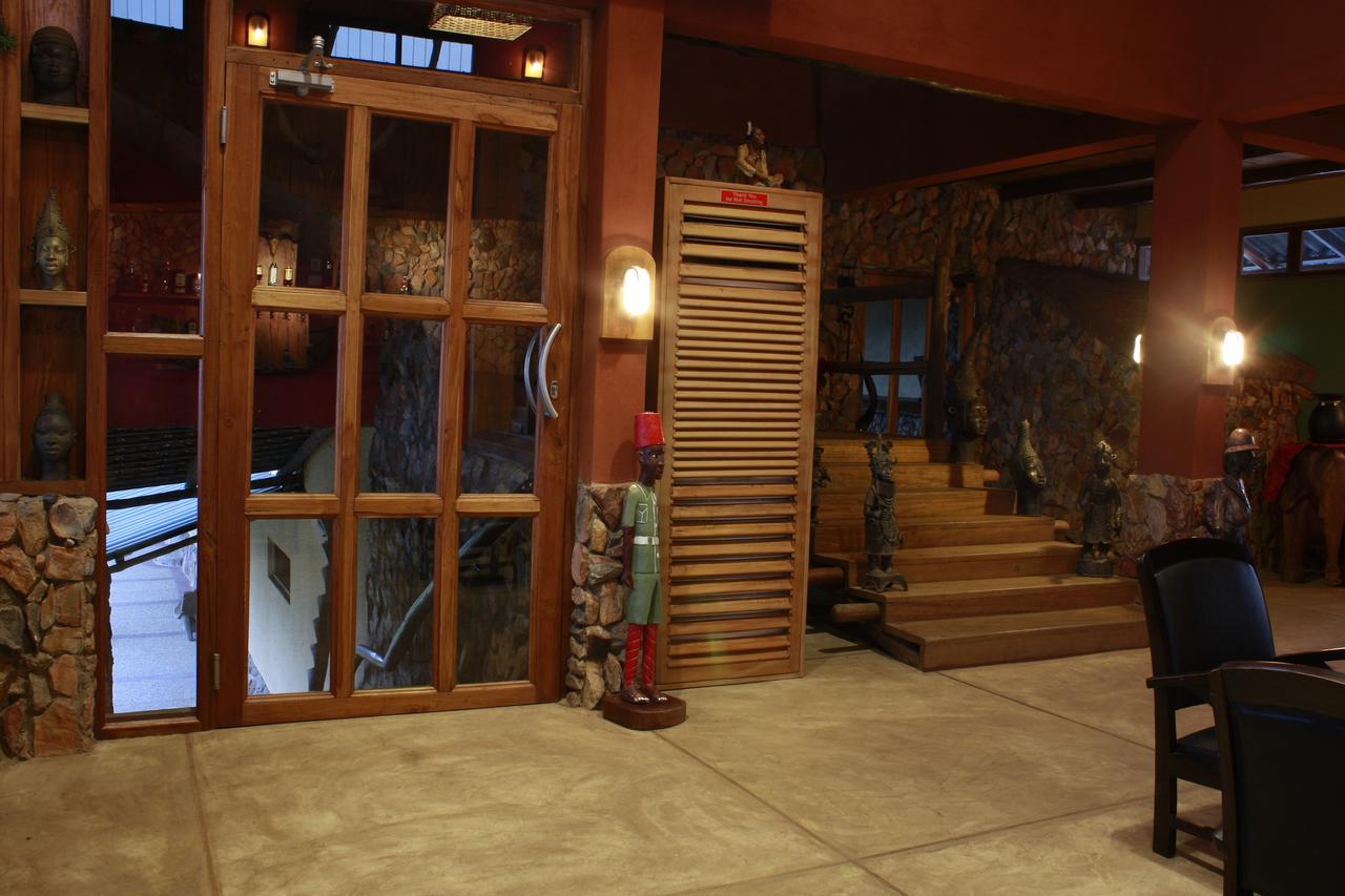 Hillburi Villa Aburi Exterior photo